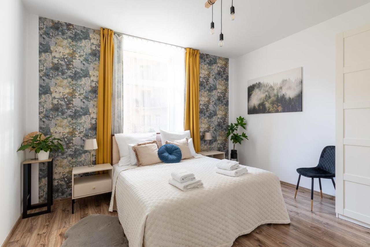 Luxe Living Castle View Apartment Krakow Bagian luar foto